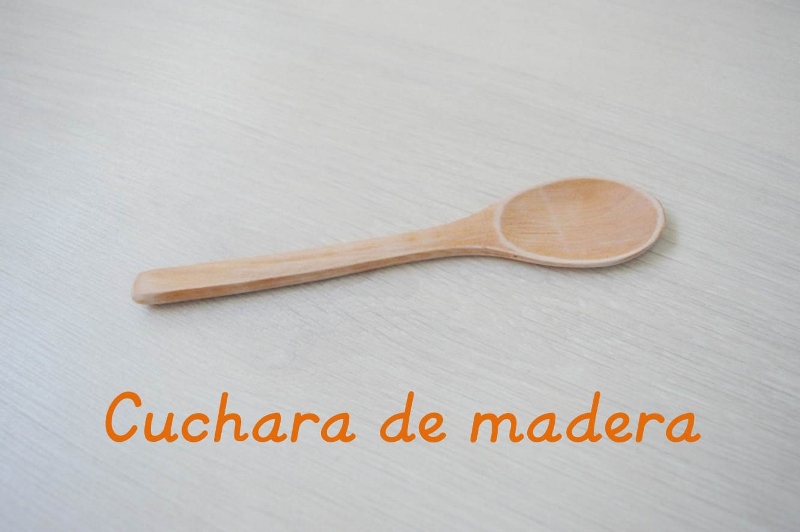 Cuchara de madera MamáLuz (800x532)