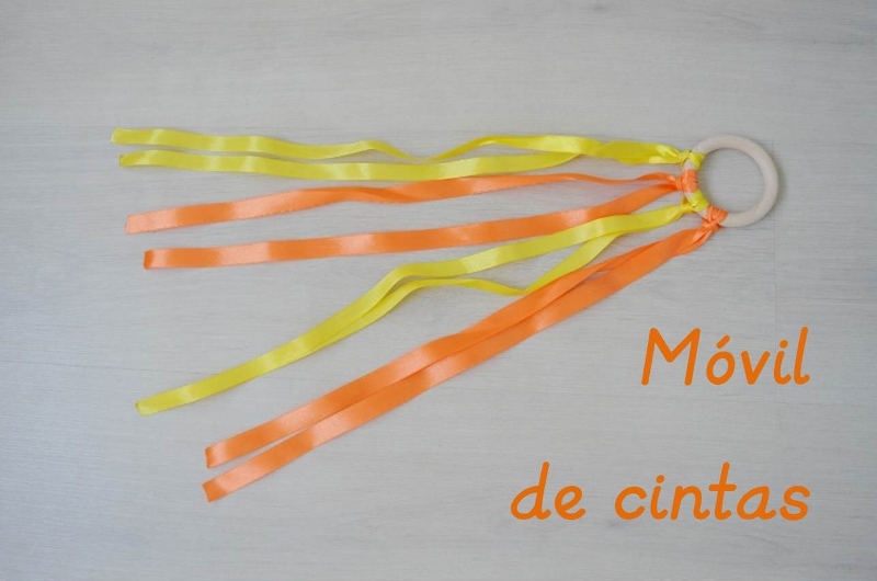 Móvil de cintas MamáLuz (800x530)