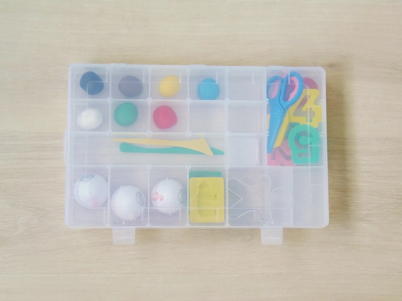 Montessori en Casa: Plastilina organizada