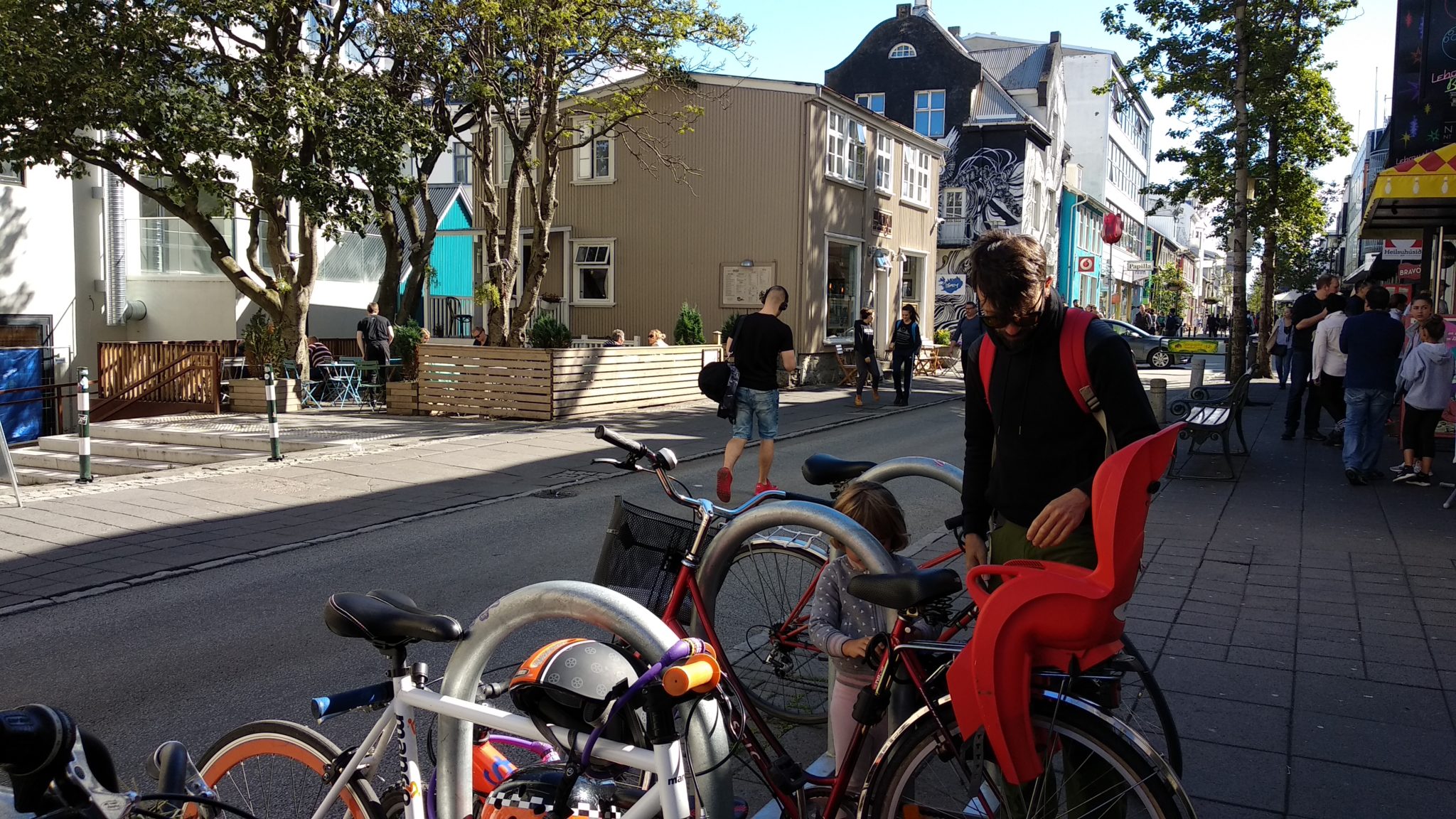 Intercambio de casa en Islandia con niños (Parte 1) • Montessori en Casa